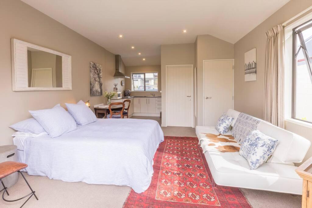Private, Tasteful Studio Apartment Wanaka Luaran gambar