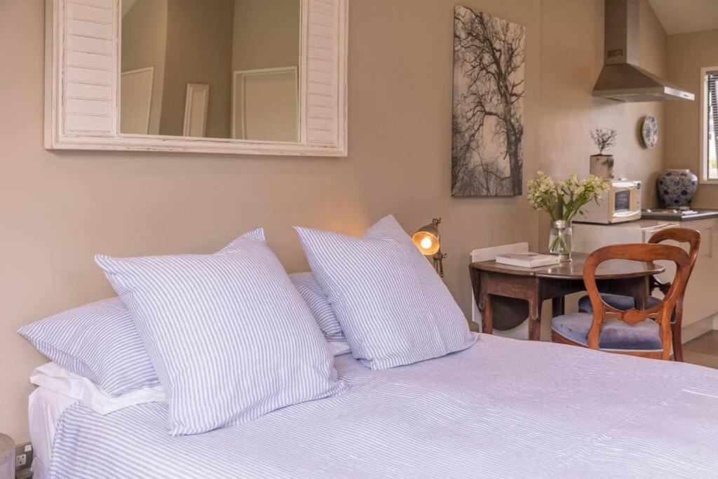 Private, Tasteful Studio Apartment Wanaka Luaran gambar